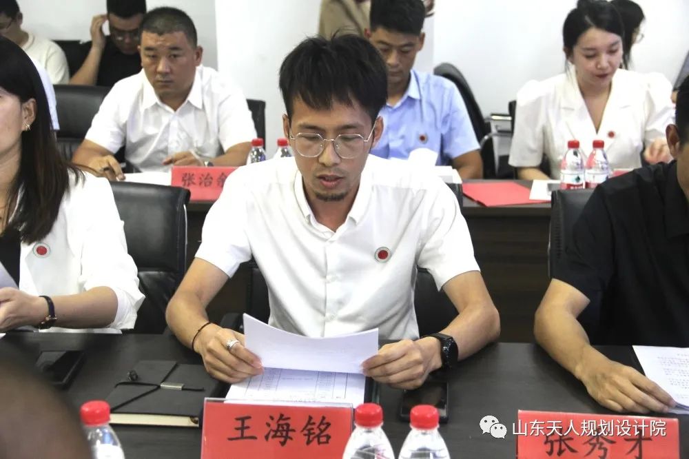 上半年我院继续推进平台搭建与资源.jpg 上半年我院继续推进平台搭建与资源.jpg