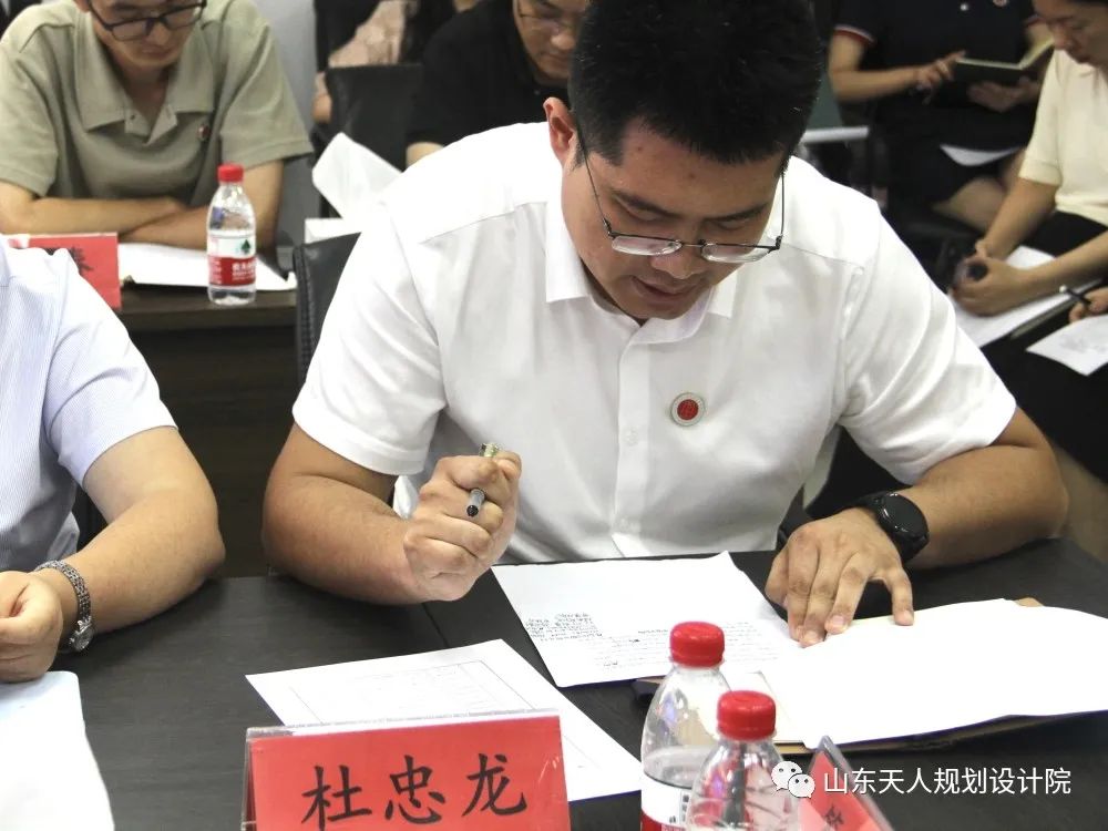 上半年我院继续推进平台搭建与资源整合9.jpg 上半年我院继续推进平台搭建与资源整合9.jpg