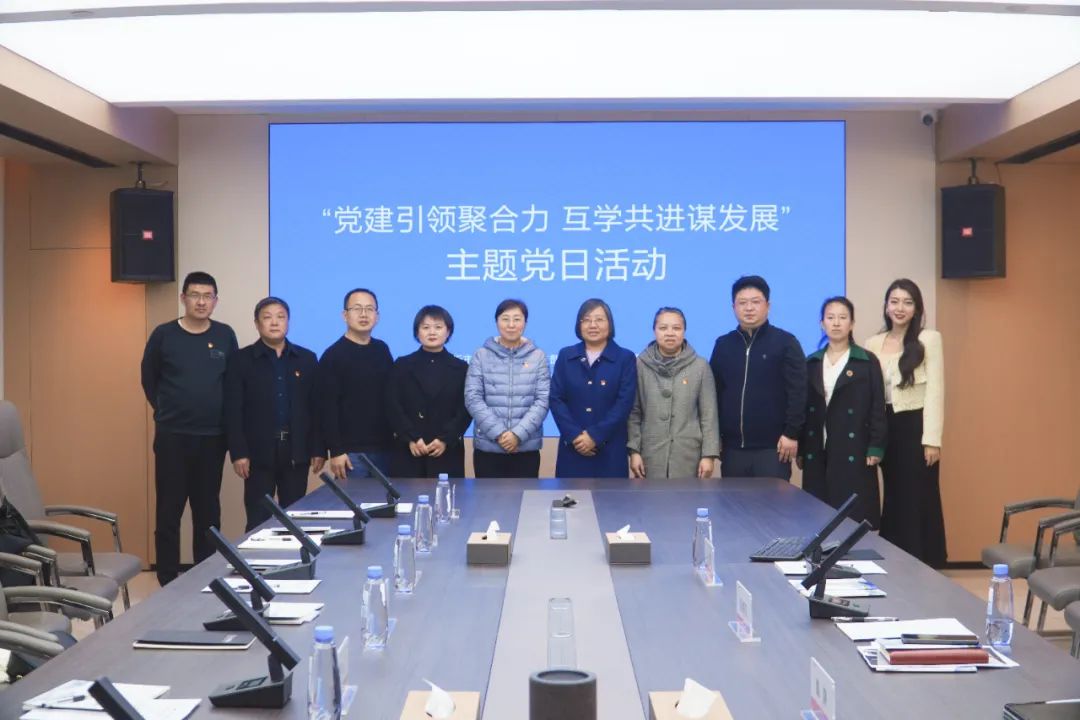 市统计局第四党支部书记陈.jpg